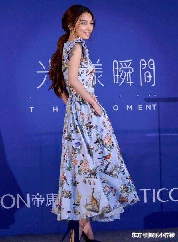 她被传曾拒绝过林俊杰，却频繁与女生传出绯闻，气质清艳脱俗!