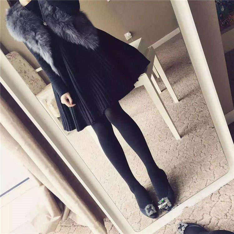 如今天气已转凉，不喜欢穿的臃肿的，那就选择这样的打底衫吧