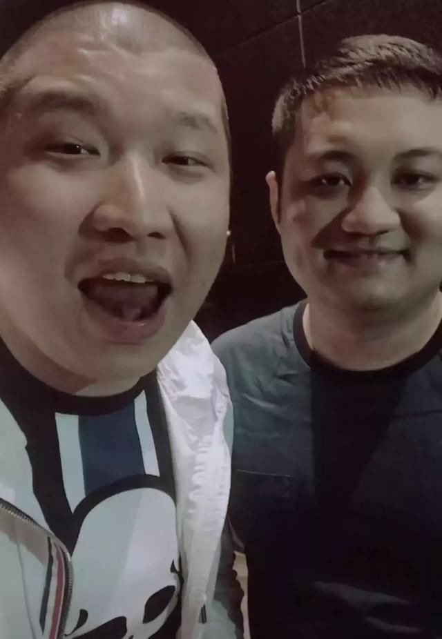 驴家班就曝光协议一事回应！欲找律师告发不良八卦