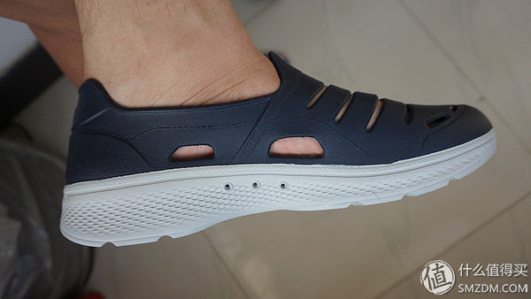 夏日全天候作战用鞋 Skechers斯凯奇 H2 Go透气洞洞鞋