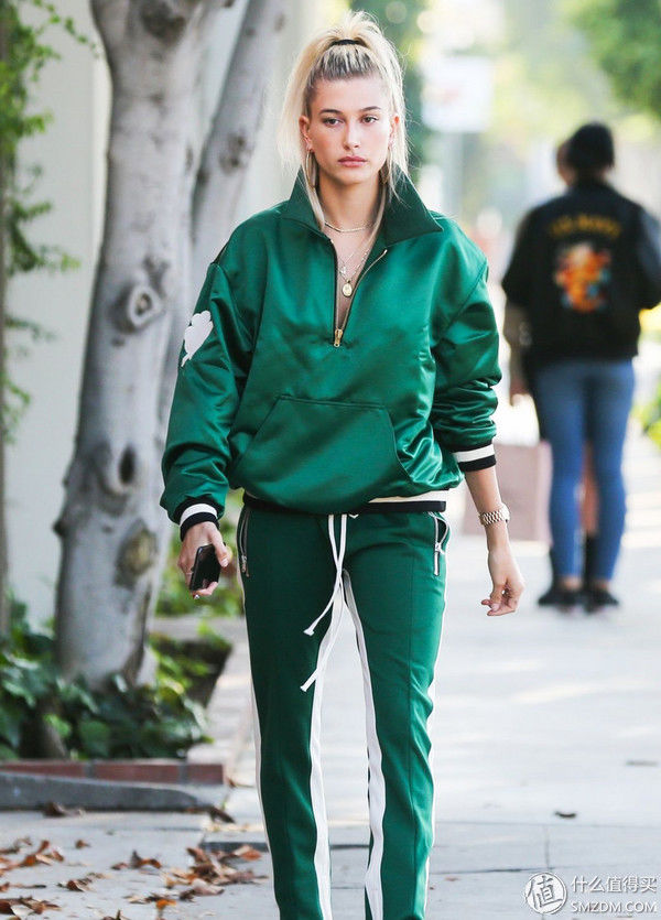 想要生活过得去，绿色单品还得get起来