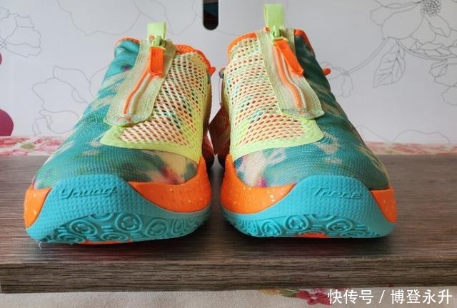 #开箱#球鞋开箱之全明星PG4 and 欧文6