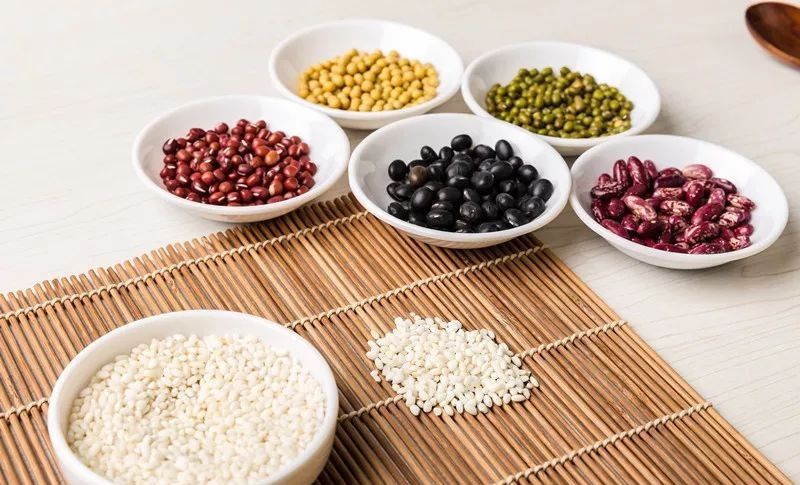  「些食物」冰箱里的肉冻多久就不能吃了？一张表总结得清清楚楚！