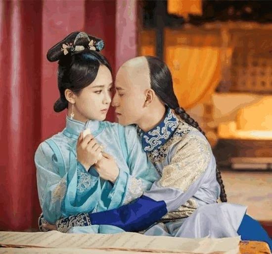 杨紫分手官方证实,八月真的有"分手魔咒"，七夕还怎么