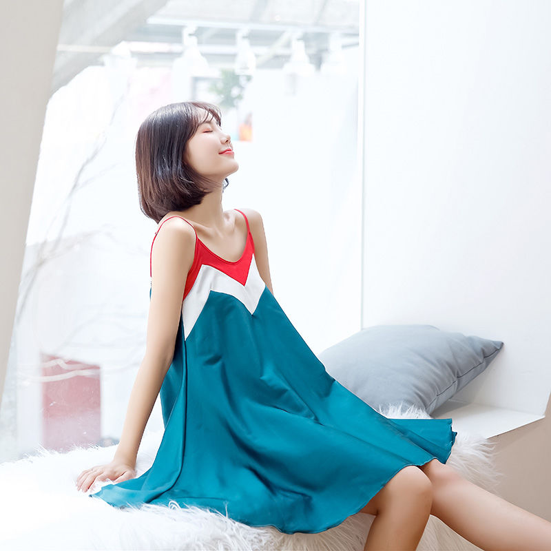 女人不过40岁，别穿“灰漆漆”睡衣，多穿朦胧睡衣，美到不真实