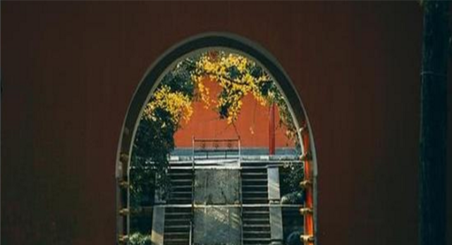 我国地名中有“京”的三座城市，前两个众人皆知，第三个鲜有人知