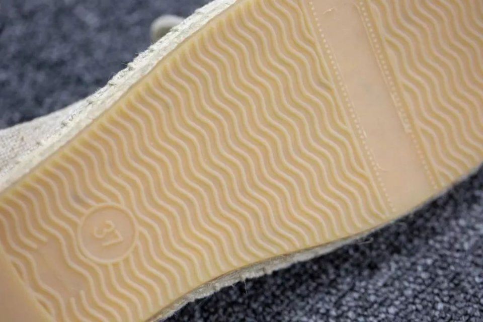 徒步沙漠99公里无恙?我许你一步一莲花，心静自然凉