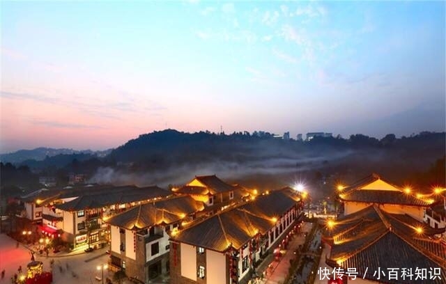 中国最成功的人造古城,免门票开城6年,游客数量一年比一年多