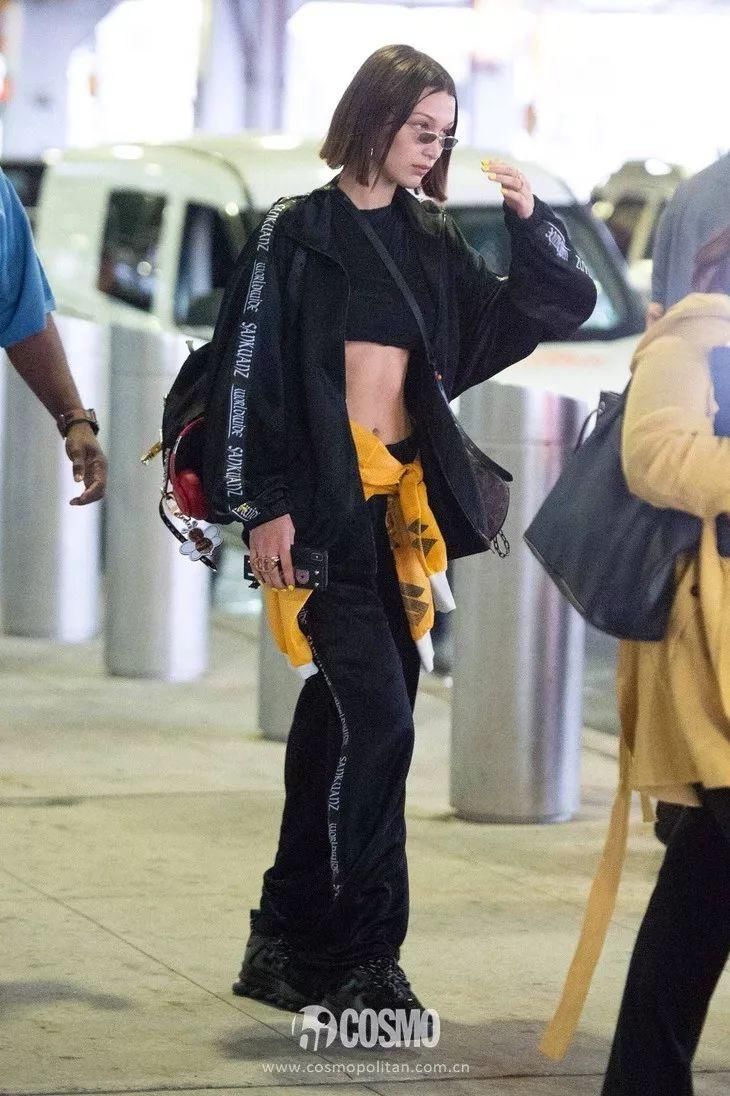 千万别学刘雯穿排扣连衣裙!