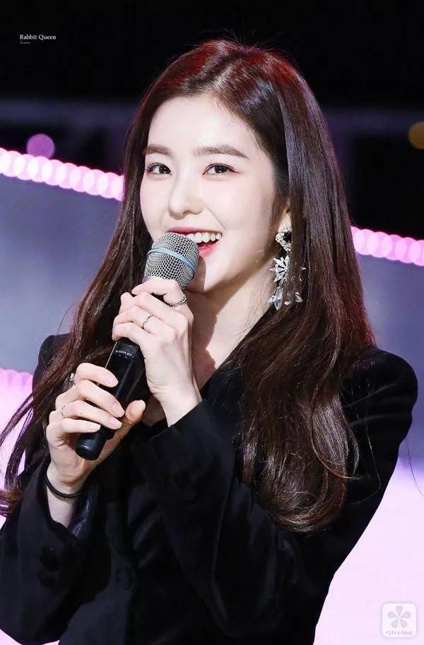 护肤｜雪莉发自拍白成一道光，但那些曾是黑皮肤的女明星是如何变