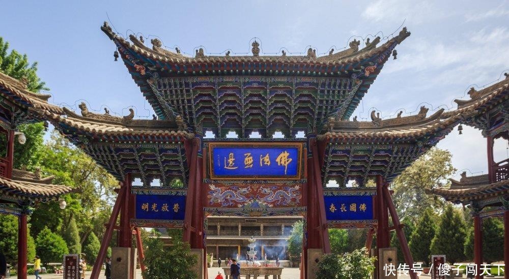 甘肃这个4A级景点寺院,始建于西夏,有亚洲最大的室内卧佛