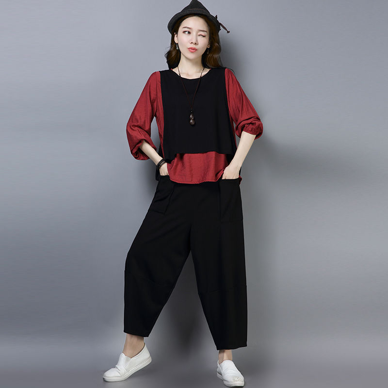 四五十岁的你，若中秋国庆去旅游，穿这休闲套装，轻便舒适又上相