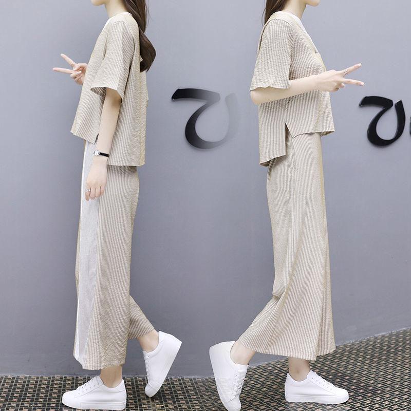 漂亮的连衣裙，有气质的旗袍，都不如这样的女套装，洋气还时尚