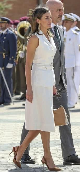 西班牙王后气质完胜凯特王妃 你更欣赏谁呢