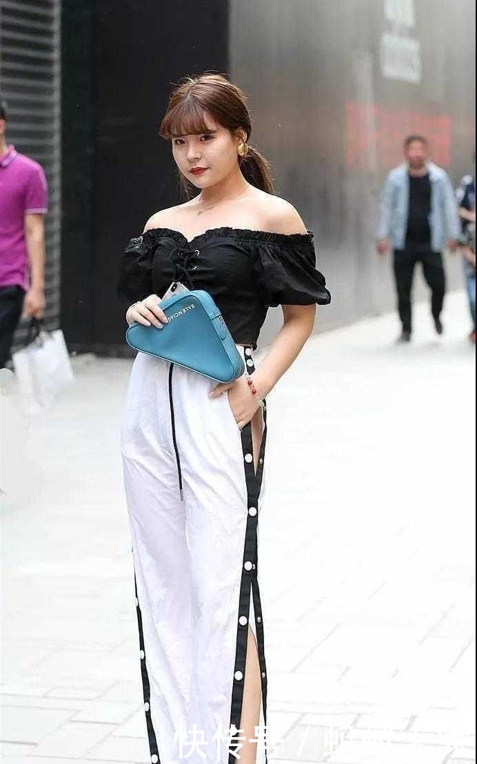  「美女」街拍：第三张姐姐，好性感，美女穿出好身材，大长腿来了！！