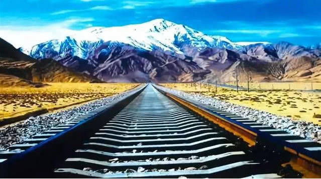  『经济』在西藏建铁路难度是很大的，但为何还要修川藏铁路？看完就知道了