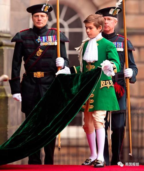 哈里王子爆出惊人消息：我表弟巨帅，未婚！