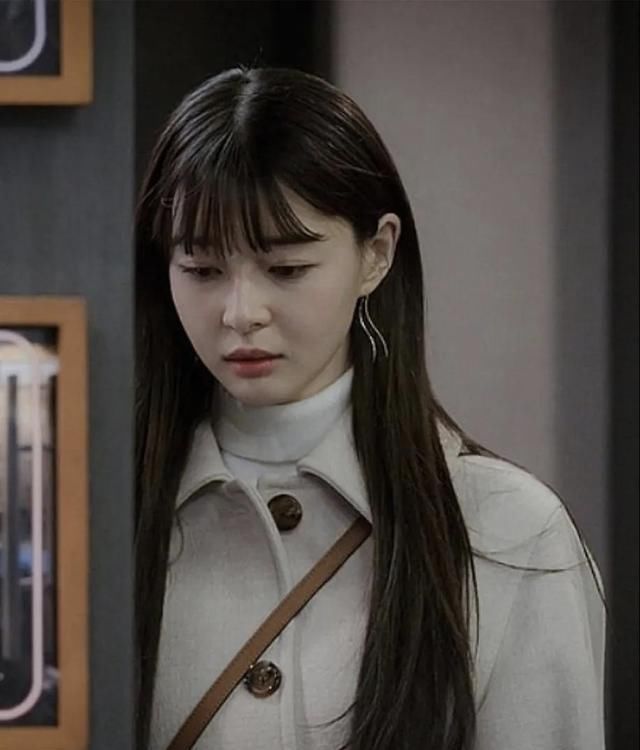  梨泰■《梨泰院class》超飒女主帅气风来袭,霸气穿搭可不是好惹的