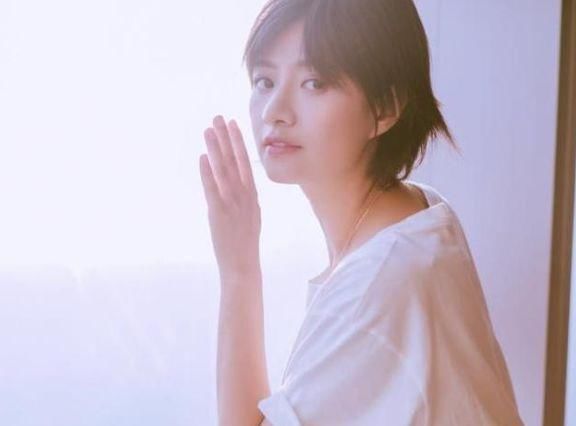 女演员沈丽君自杀，小三心虚删博，网友不买账必须公开抱歉