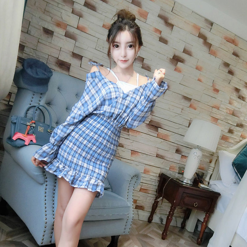 太美了!难怪老婆不穿丝袜,秋季买这样的裙子,竟迷人的移不开眼