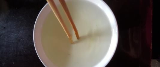  「绿萝」绿萝叶子黄了，十天浇一勺这“水”，嫩叶长99片，绿油油大又亮