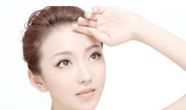 美白的功@不做黄脸婆 4个美白小窍门, 再也不相信天生黑眼圈一说了!