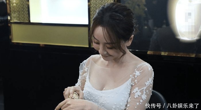 当38岁杨蓉撞上29岁李沁,终于知道清纯与风尘的差在哪了
