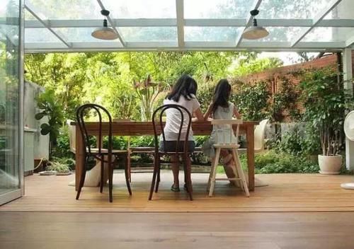 #小别墅#48㎡奇葩小户型,男主不仅整了小院,还设计出2室小别墅的既视感