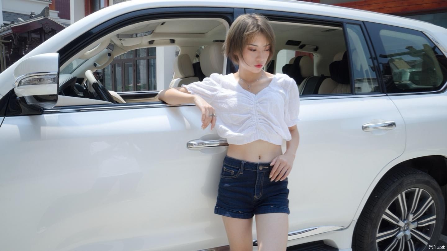  『半苯胺』极地版雷克萨斯LX570的激情
