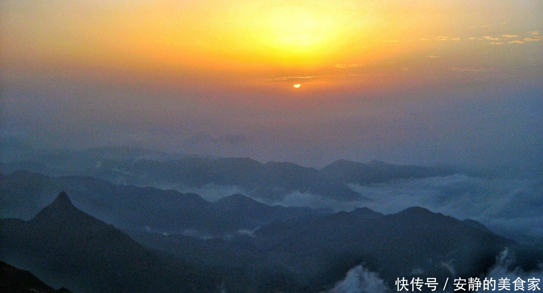 江西十大高山之齐云山海拔2069米,不用门票无须住店,风景壮观