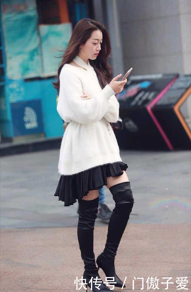 「 美女」清爽马尾，娇俏丽人，浪漫气息，街拍美女：粉色长裙