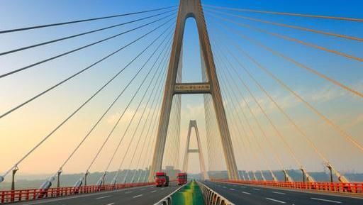  #我国#实拍：我国被称为“桥都”的城市，共有1.3万座桥，号称世