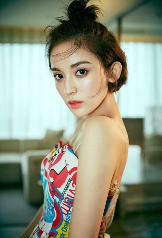 张翰古力娜扎假分手?郑爽微博瘫痪,网友:狗血三角恋