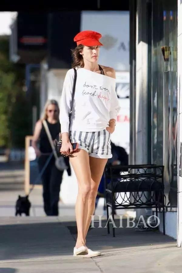 谁说这个颜色土了?这样明明穿起来就很好看!