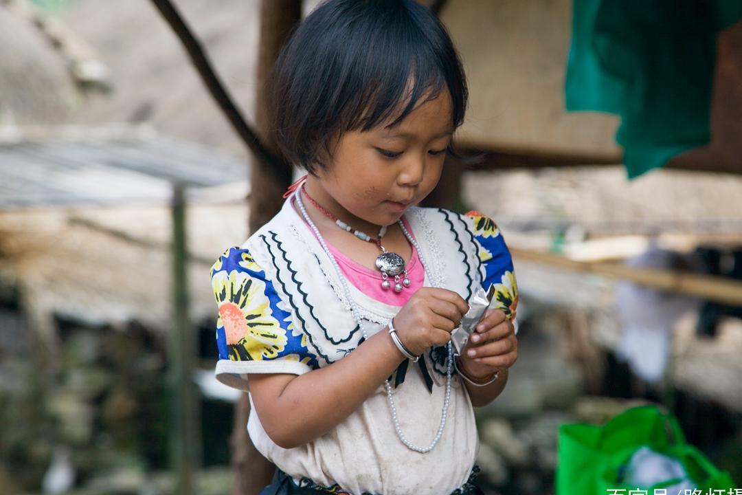 中国最后一个原始部落在云南，仅存不到300户人家