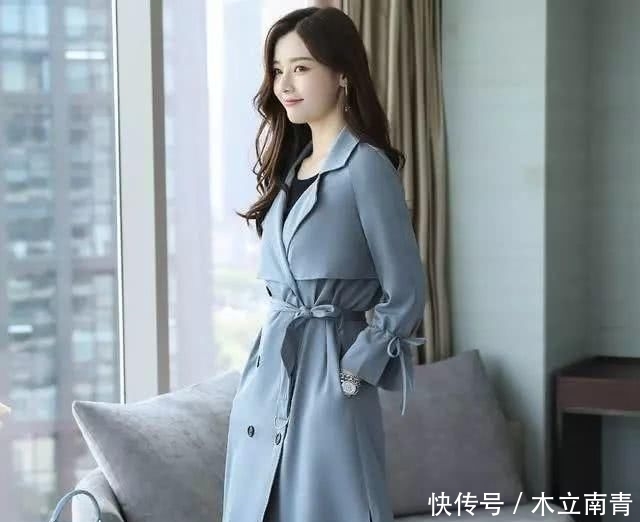  「长款过膝」长得不够洋气？这些时尚感爆棚的发型和外搭，教你即刻变身潮女