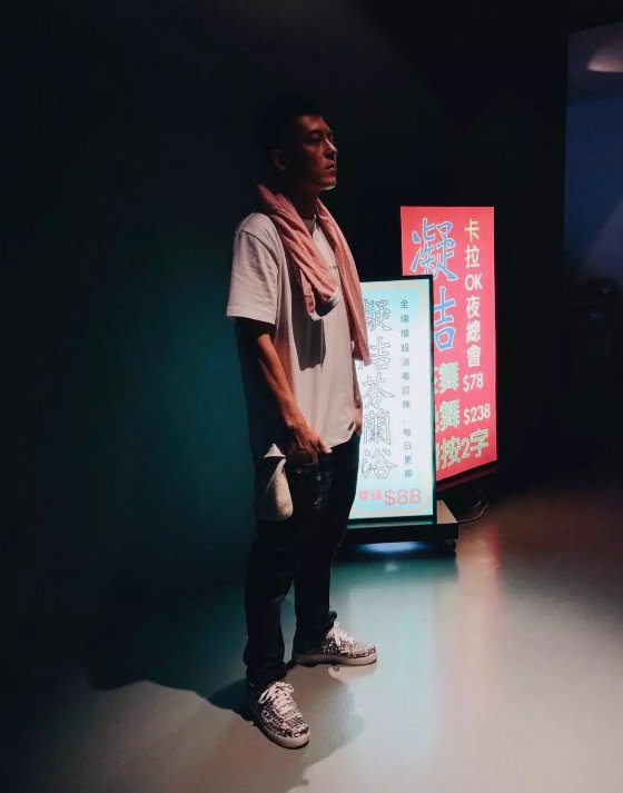 陈冠希在巴黎“摆摊”，用15年时间证明made in China是一种骄傲!