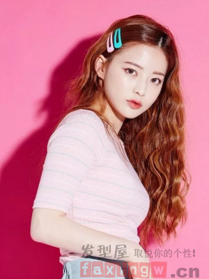 超甜美的韩式女生发型 时尚百搭更显气质