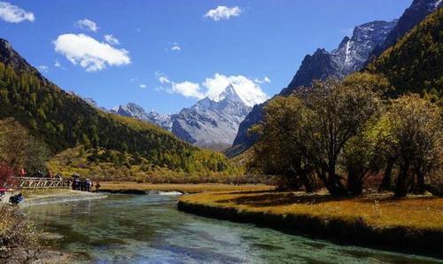 四川境内一座正在崛起的城市，如今已追上南充，未来有望超越绵阳