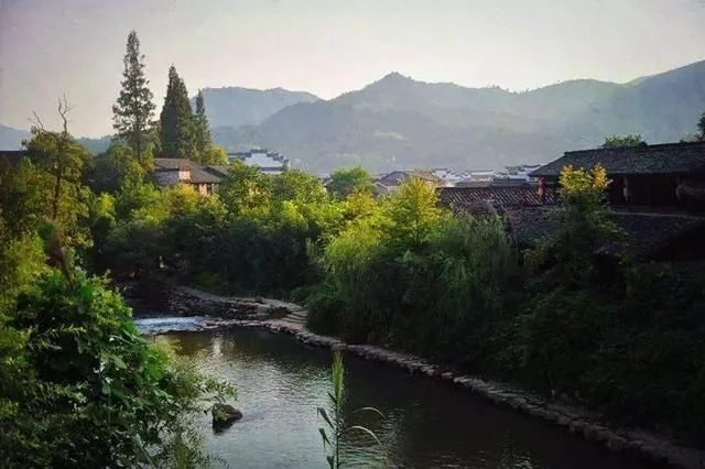 旅游必去的20个古镇,想去静静地待几天【2020热门旅游景点】