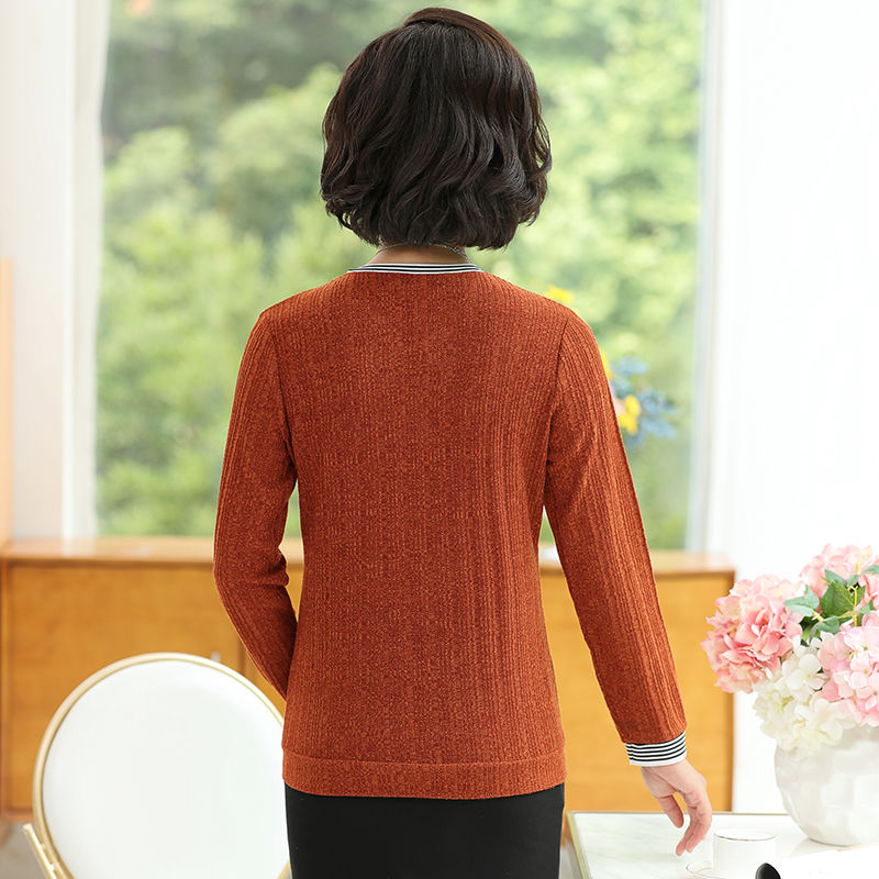 不喜欢穿裙子的妈妈有福了,看到这些打底衫,你肯定会带回去