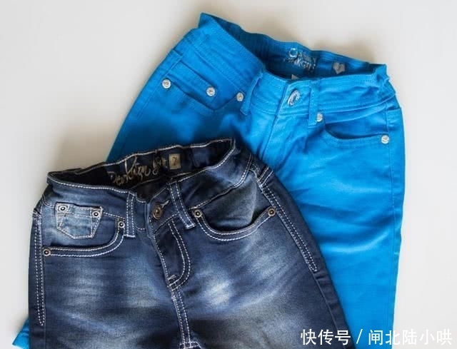  「实用」如何在腰带变宽的牛仔裤上，加一条可调的弹性腰带，既方便又实用