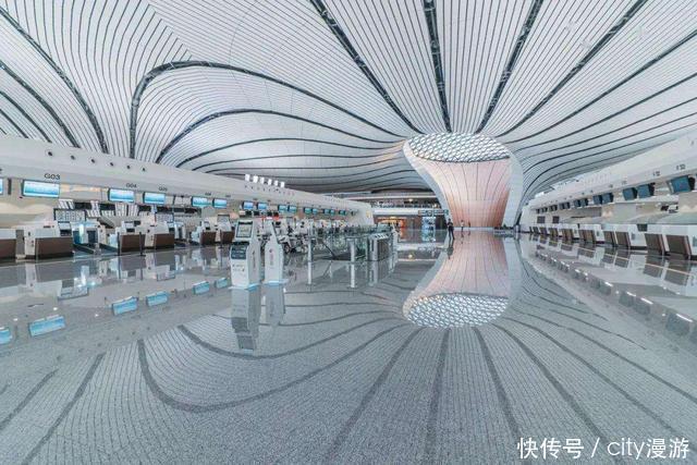  [成都至自贡]北京大兴机场和成都天府国际机场全方位介绍，你觉得哪一个更霸气