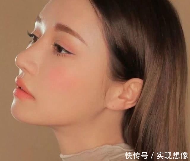  秀智@看了秀智的早春玫瑰妆，又想初恋了