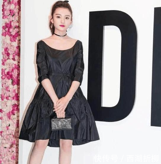 宋祖儿终于性感了一回, 上半身让人看了很赞, 网友: 大饱眼福!