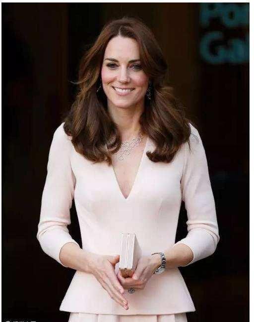 凯特王妃最想删除的几张照片,那时的凯特并不优雅,尤其最后一张