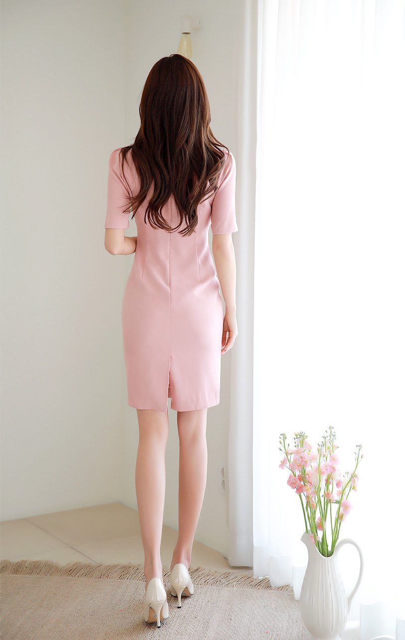 可人莫斯廷粉色收腰玉女裙