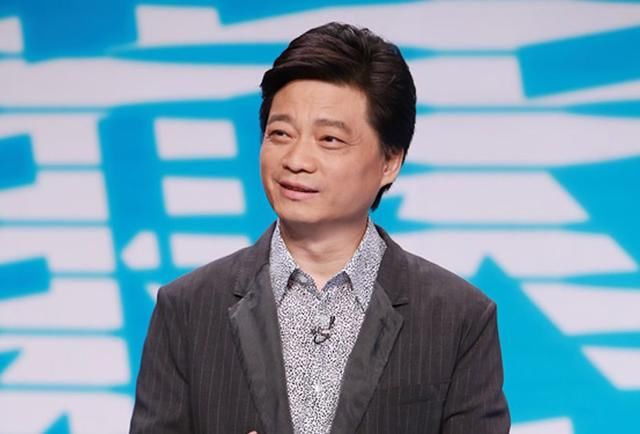 范冰冰要凉了？崔永元的几条微博，掀起了娱乐圈打虎漏税运动！