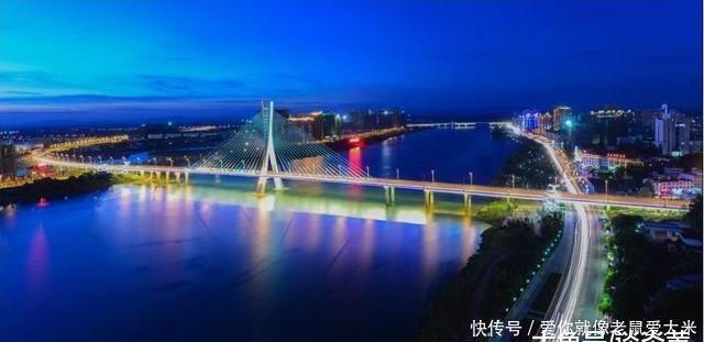  【鹰潭市】原先是一小镇, 火车一通, 成为了一地级市, 可通南半