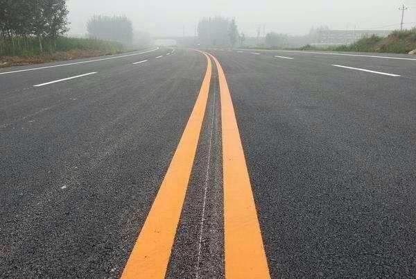  「虚线」双黄线和单黄线有什么区别？很多人都记混了，别等到扣